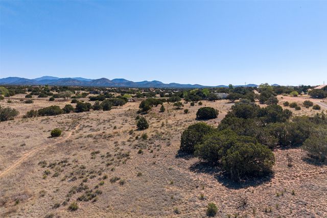 4 Azul Place, Santa Fe, NM 87508
