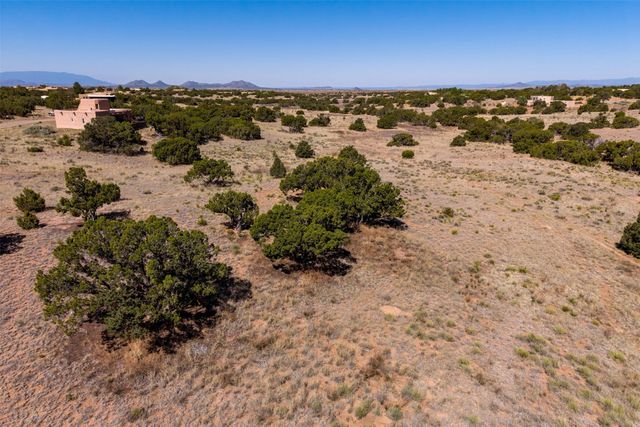 4 Azul Place, Santa Fe, NM 87508
