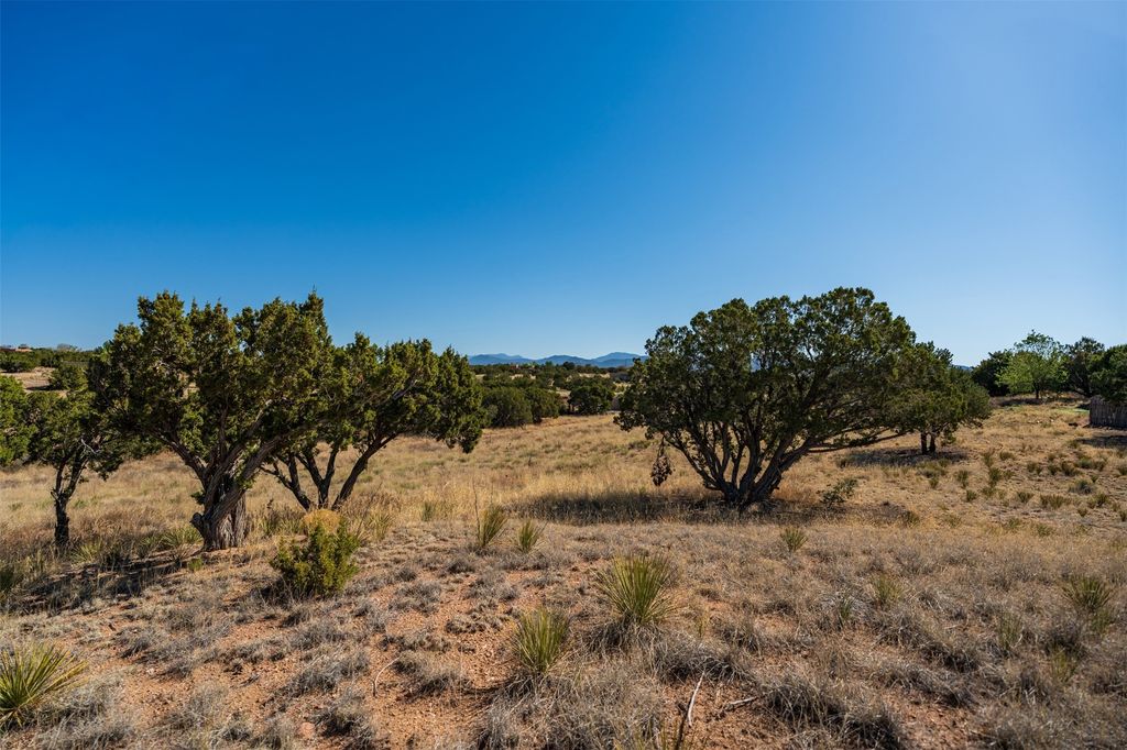4 Azul Place, Santa Fe, NM 87508