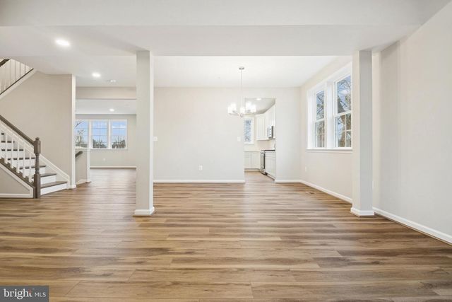 9028 OLD HARFORD RD, Parkville, MD 21234