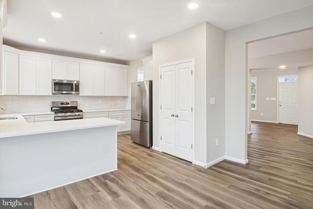 9028 OLD HARFORD RD, Parkville, MD 21234