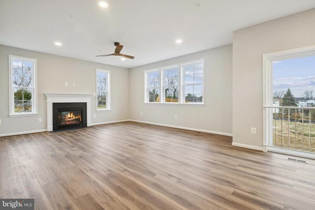 9028 OLD HARFORD RD, Parkville, MD 21234