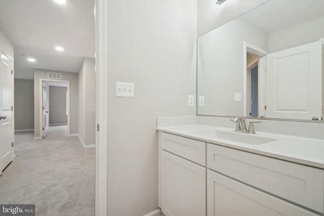 9028 OLD HARFORD RD, Parkville, MD 21234