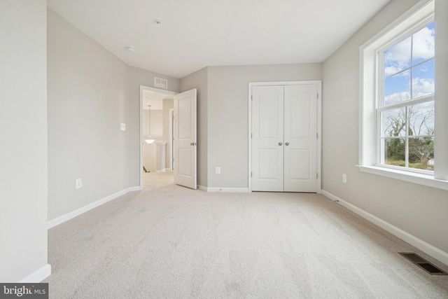 9028 OLD HARFORD RD, Parkville, MD 21234