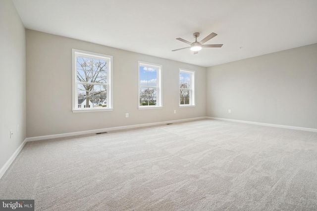 9028 OLD HARFORD RD, Parkville, MD 21234