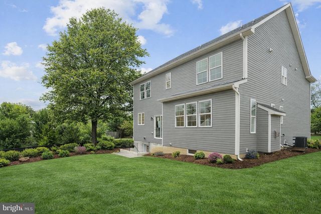 9028 OLD HARFORD RD, Parkville, MD 21234