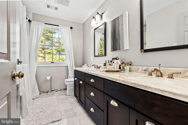 361 QUAIL RUN LN, West Chester, PA 19382