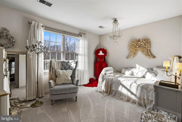 361 QUAIL RUN LN, West Chester, PA 19382