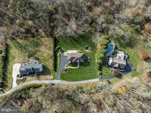 361 QUAIL RUN LN, West Chester, PA 19382