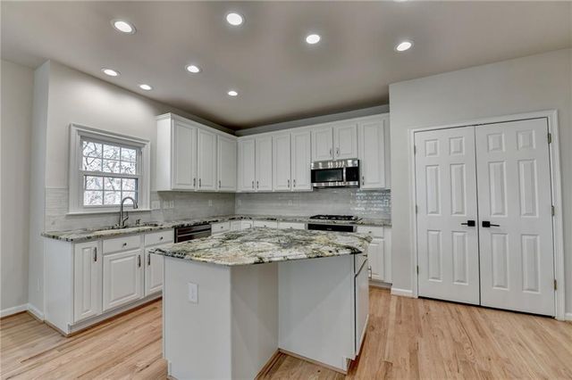 6415 Sterling Drive, Suwanee, GA 30024