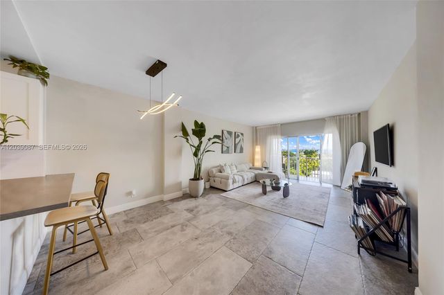 1455 N Treasure Dr 6N, North Bay Village, FL 33141
