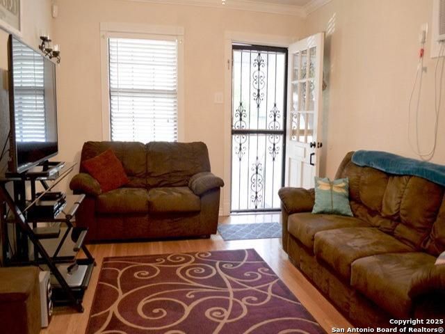 811 Cravens, San Antonio, TX 78223