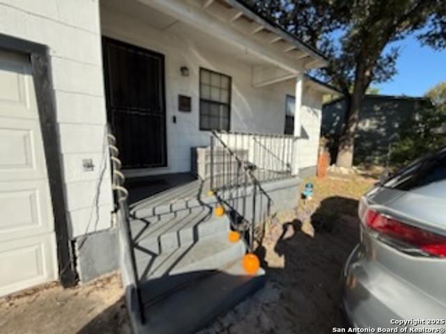 811 Cravens, San Antonio, TX 78223
