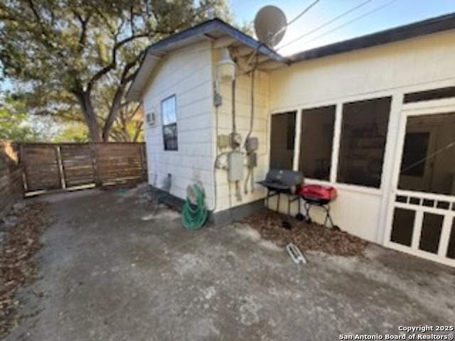 811 Cravens, San Antonio, TX 78223