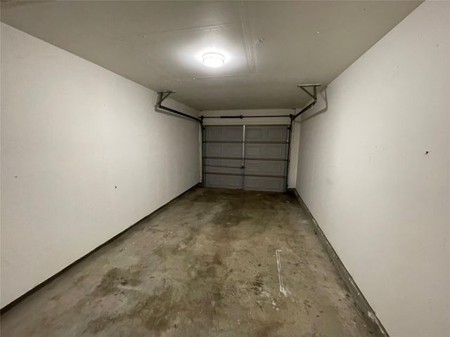 1231 Armadillo RD, Austin, TX 78745