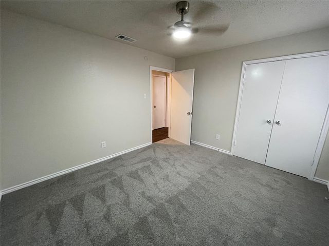 1231 Armadillo RD, Austin, TX 78745