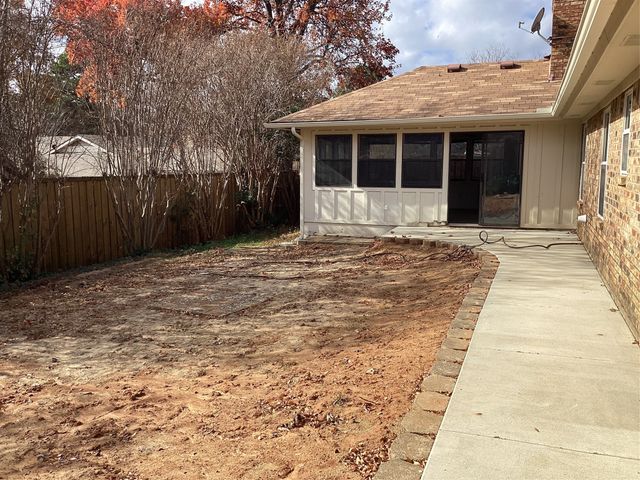 2841 Southridge Drive, Grapevine, TX 76051