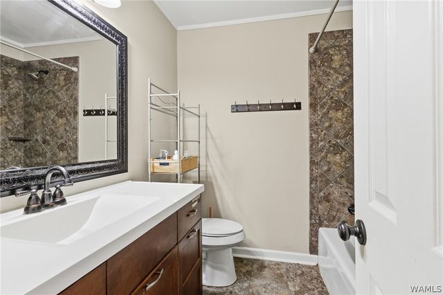 2475 Valley View, Tuscaloosa, AL 35405