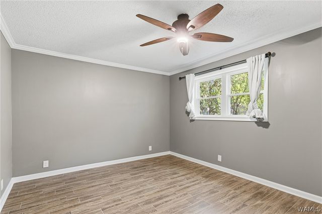 2475 Valley View, Tuscaloosa, AL 35405