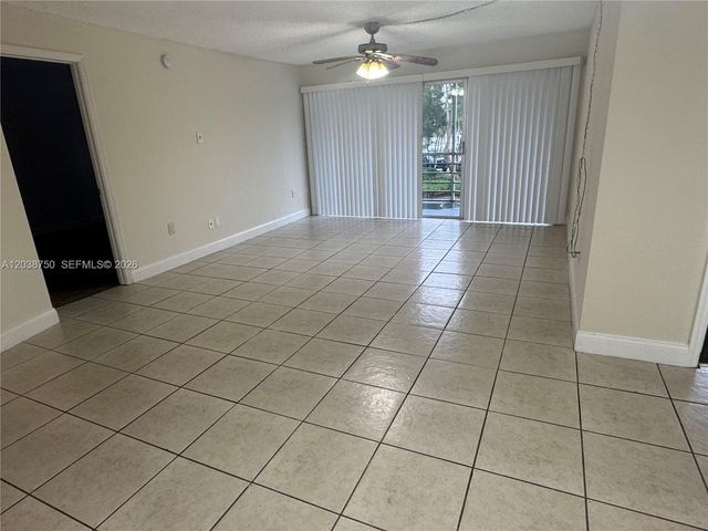 4235 N University Dr 202, Sunrise, FL 33351