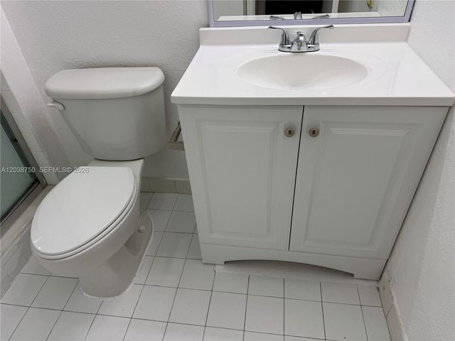 4235 N University Dr 202, Sunrise, FL 33351