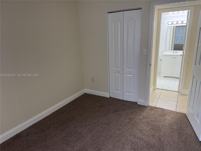 4235 N University Dr 202, Sunrise, FL 33351