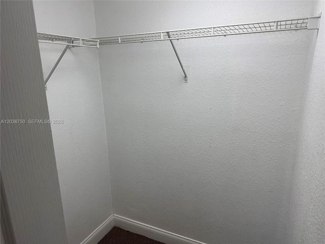 4235 N University Dr 202, Sunrise, FL 33351