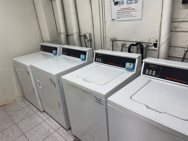 4235 N University Dr 202, Sunrise, FL 33351