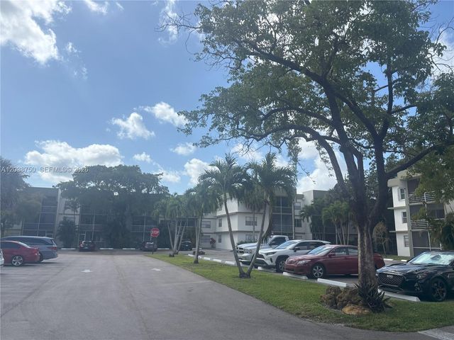 4235 N University Dr 202, Sunrise, FL 33351