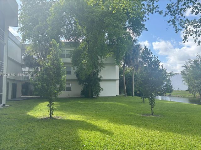 4235 N University Dr 202, Sunrise, FL 33351