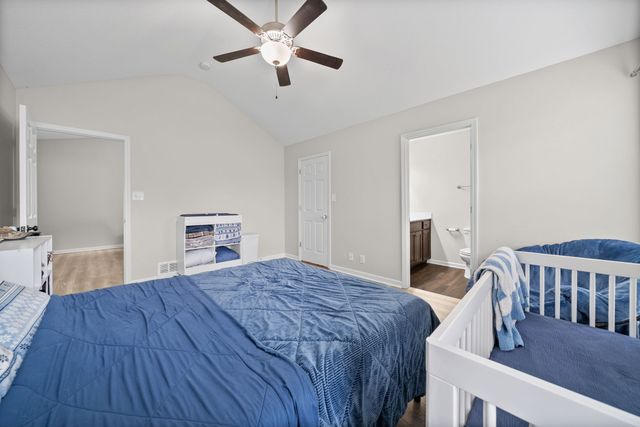 705 Hugh Hunter Rd, Oak Grove, KY 42262