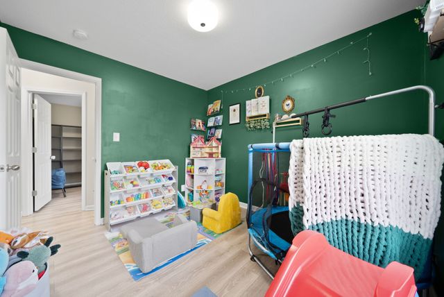 705 Hugh Hunter Rd, Oak Grove, KY 42262