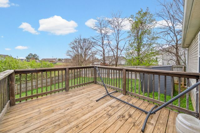 705 Hugh Hunter Rd, Oak Grove, KY 42262