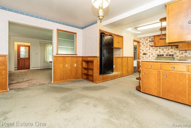 515 Whims Lane, Oakland Charter Township, MI 48306