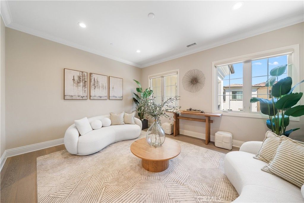 Image 27 of property listing at 57 Kite, Irvine, CA 92618