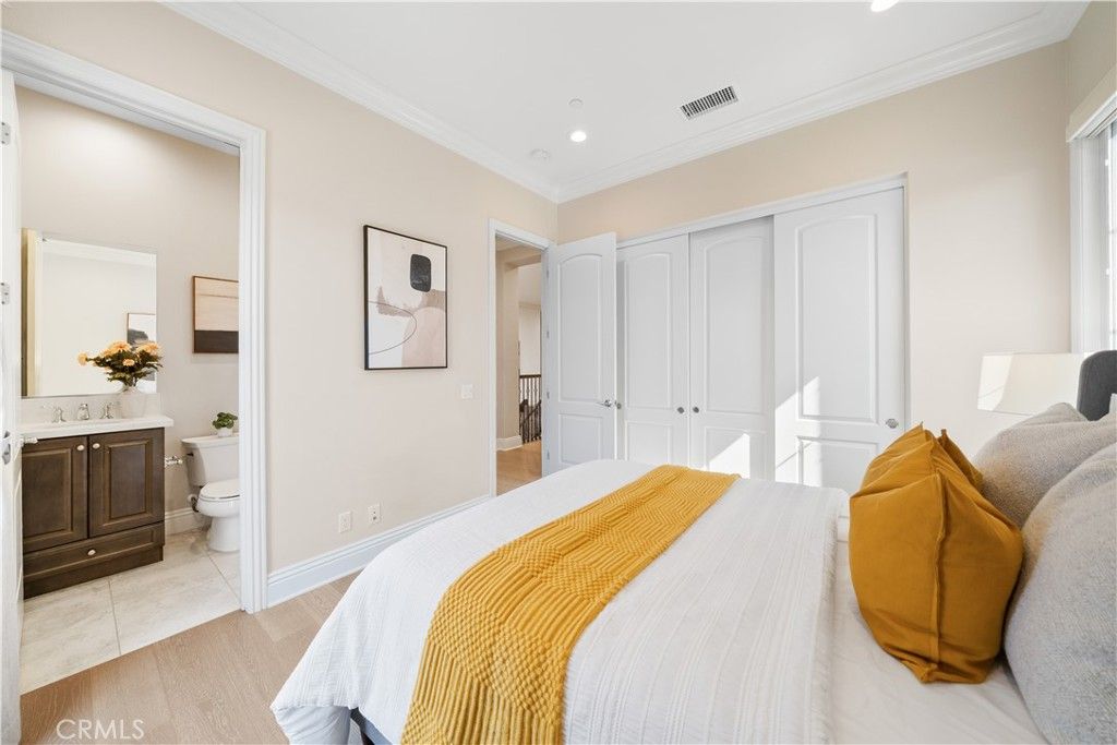 Image 46 of property listing at 57 Kite, Irvine, CA 92618