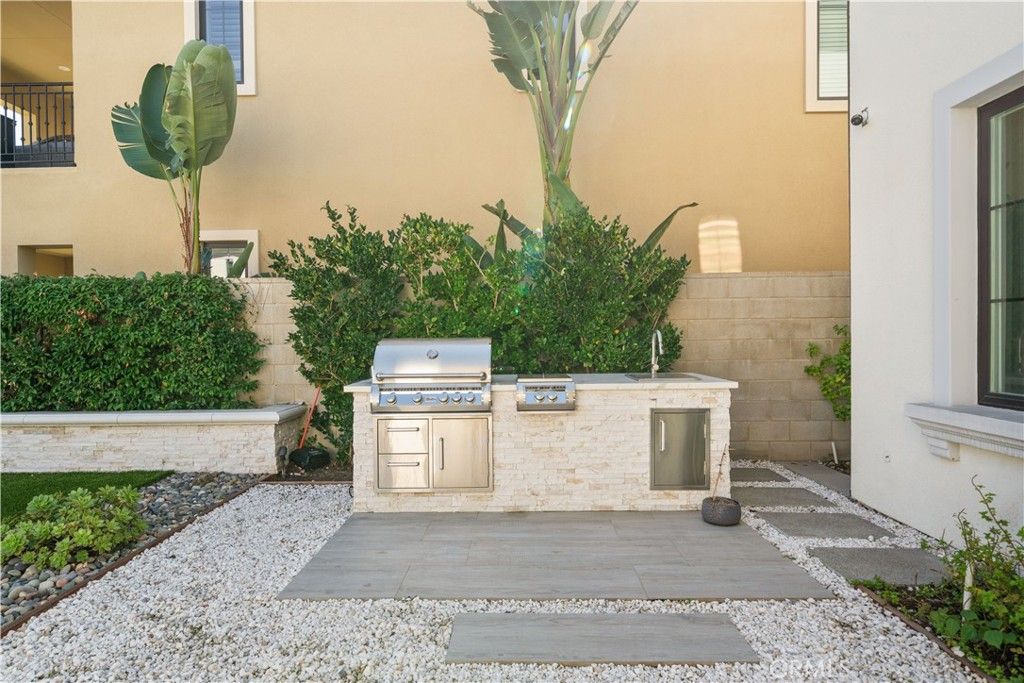 Image 49 of property listing at 57 Kite, Irvine, CA 92618