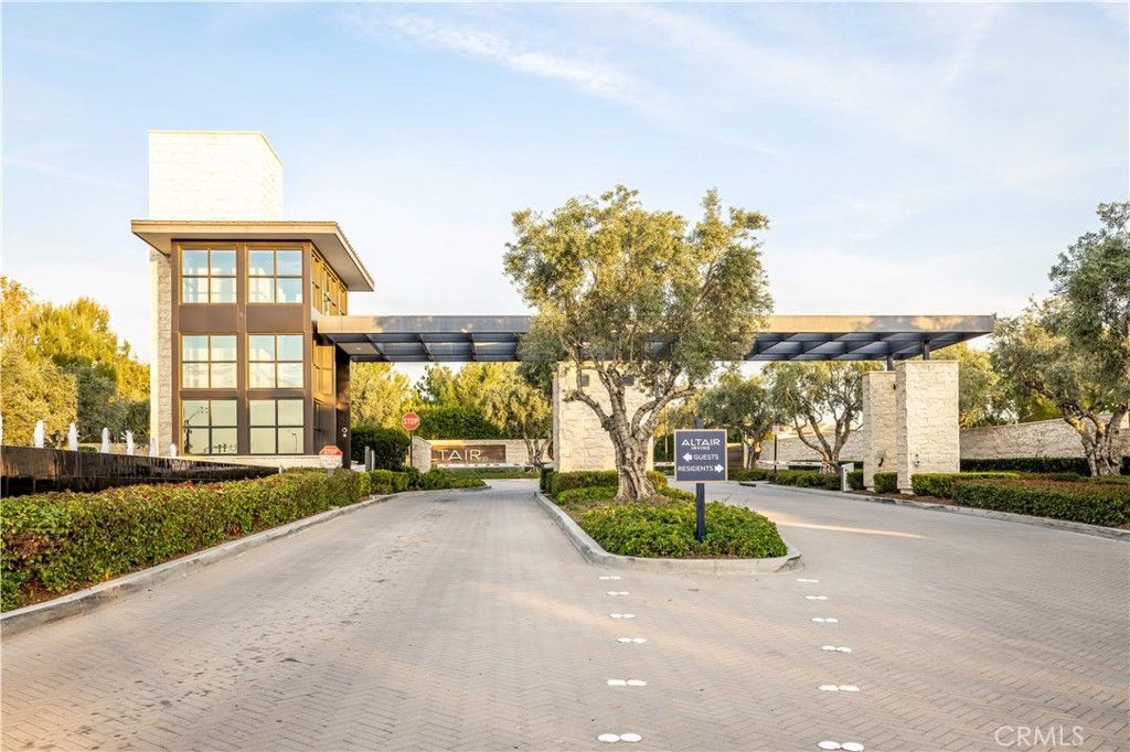 Image 60 of property listing at 57 Kite, Irvine, CA 92618
