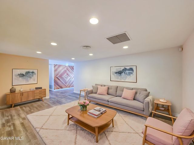 2535 E Avenue R-3, Palmdale, CA 93550