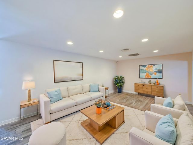 2535 E Avenue R-3, Palmdale, CA 93550