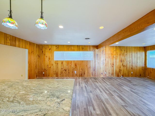 2535 E Avenue R-3, Palmdale, CA 93550