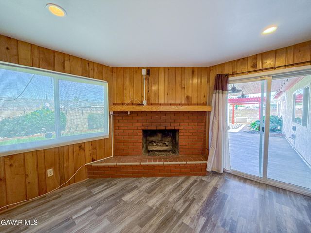 2535 E Avenue R-3, Palmdale, CA 93550