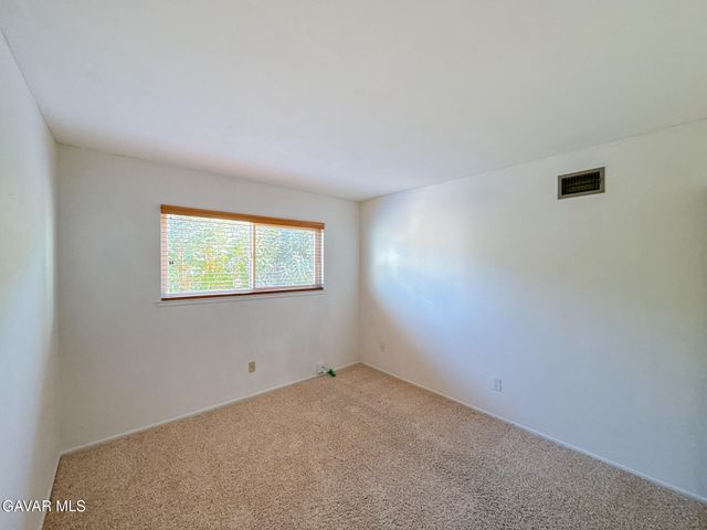 2535 E Avenue R-3, Palmdale, CA 93550