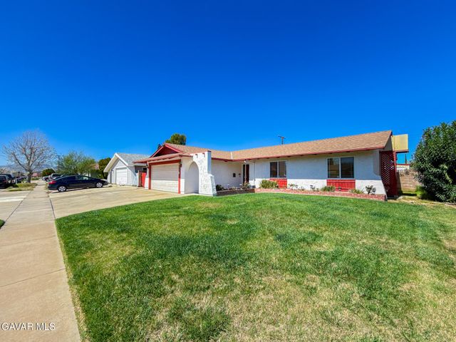 2535 E Avenue R-3, Palmdale, CA 93550