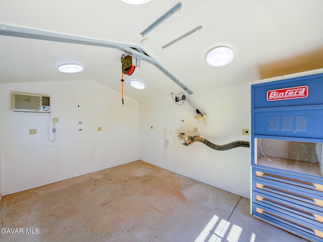 2535 E Avenue R-3, Palmdale, CA 93550