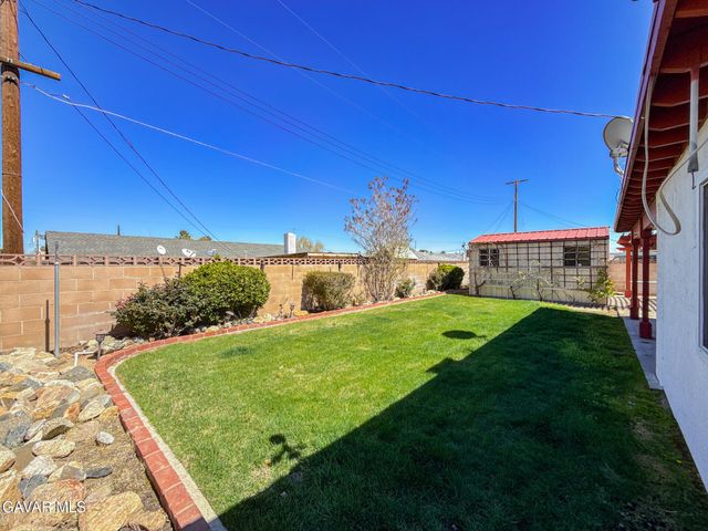 2535 E Avenue R-3, Palmdale, CA 93550