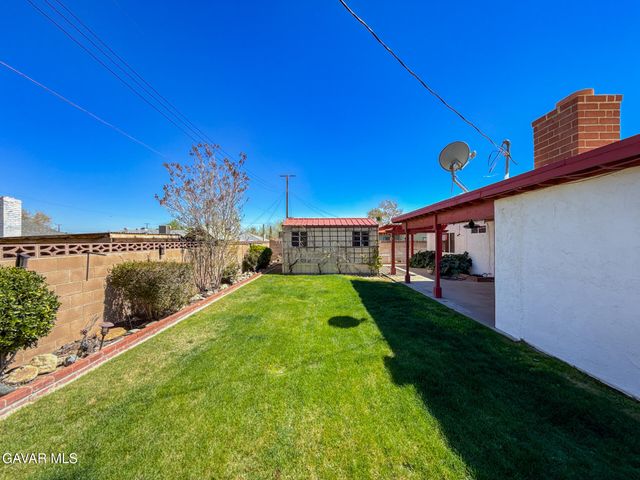 2535 E Avenue R-3, Palmdale, CA 93550
