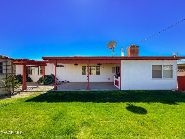2535 E Avenue R-3, Palmdale, CA 93550