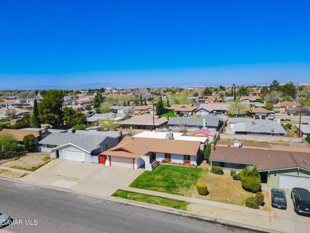 2535 E Avenue R-3, Palmdale, CA 93550