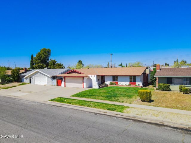 2535 E Avenue R-3, Palmdale, CA 93550